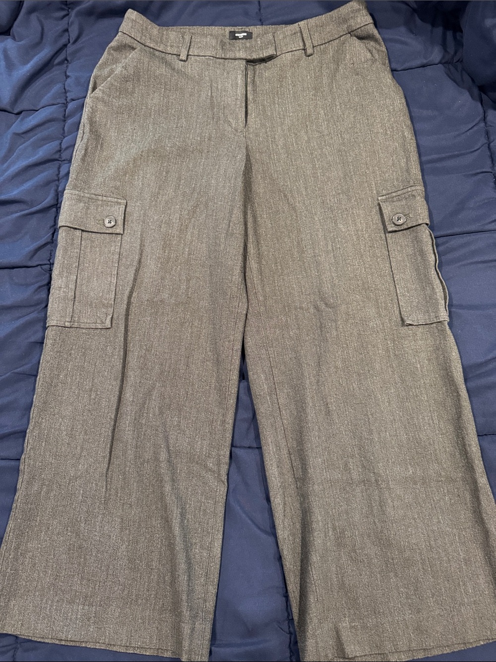 Express Wide-Leg Cargo Trousers in Heather Gray